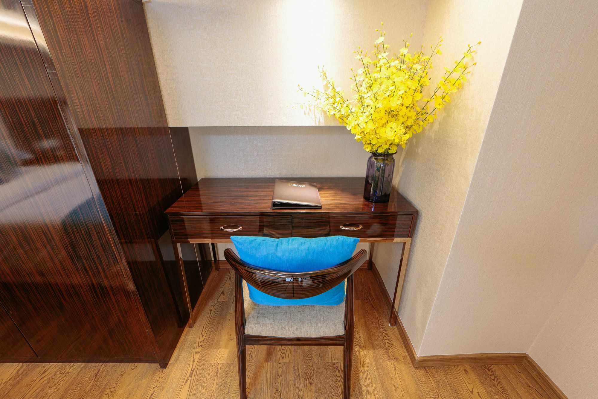 Waifiden Duplex Hotel Apartment Zhongyong Jinyu Branch-Free Shuttle Bus During The Canton Fair Eksteriør bilde
